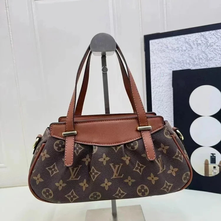  Louis Vuitton (26 style)   7386368067