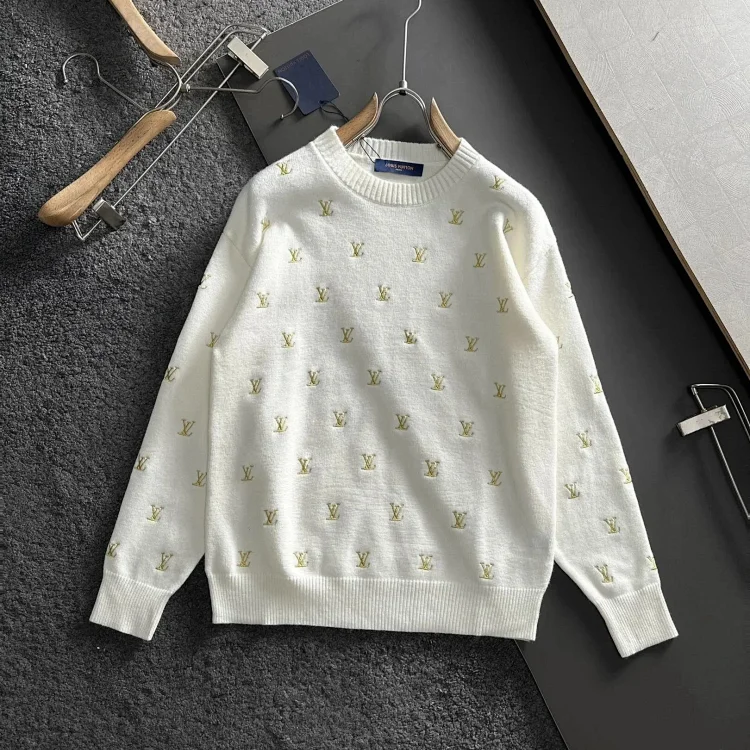 LV  sweater 7387264654