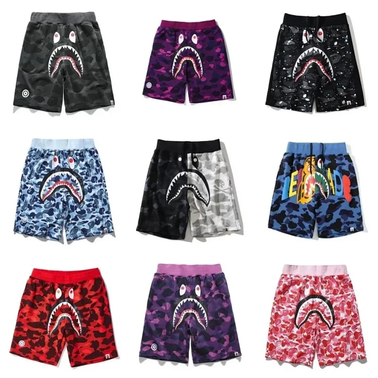 Bape shorts  (27 CP)   7402665830