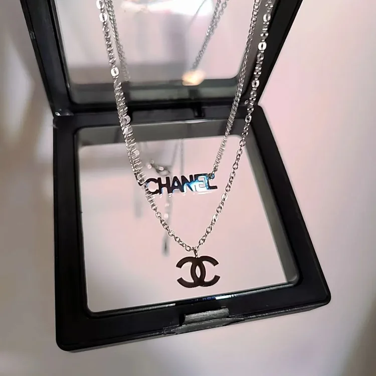 chanel  necklace 7402678068