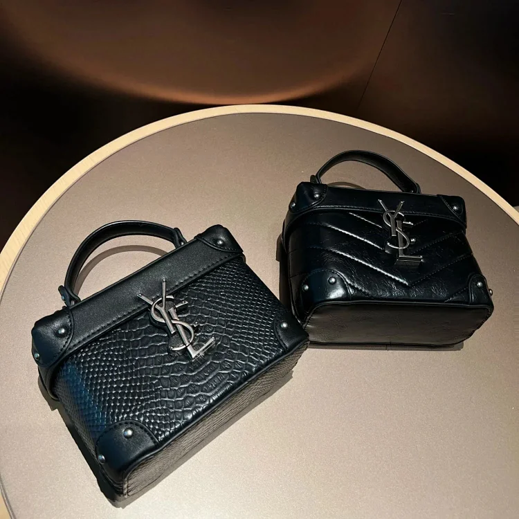 YSL 7404433233