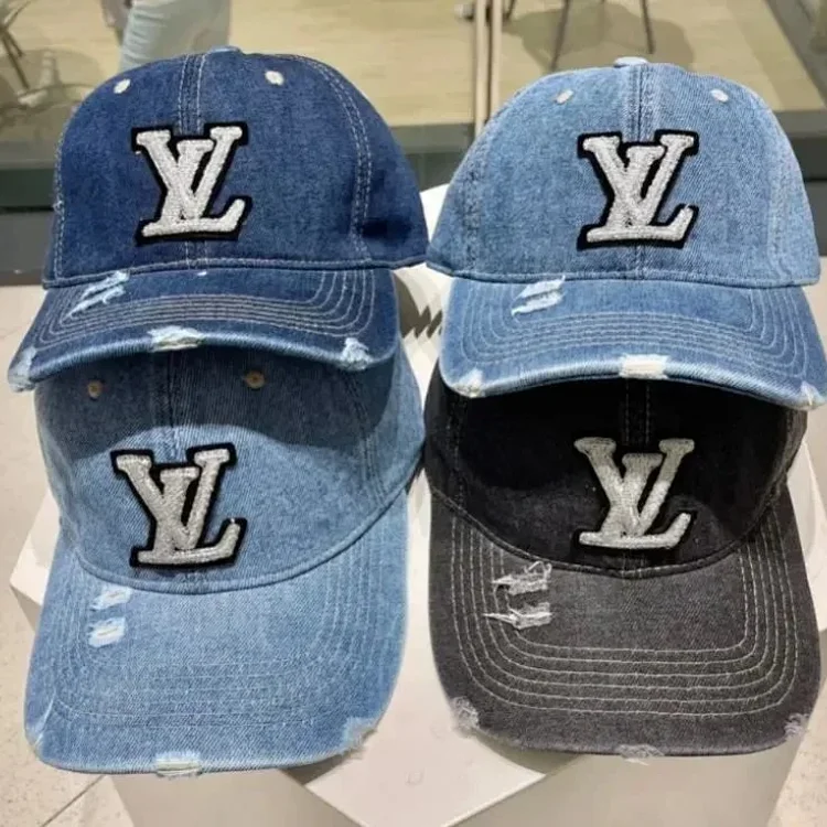 LV 7475897448